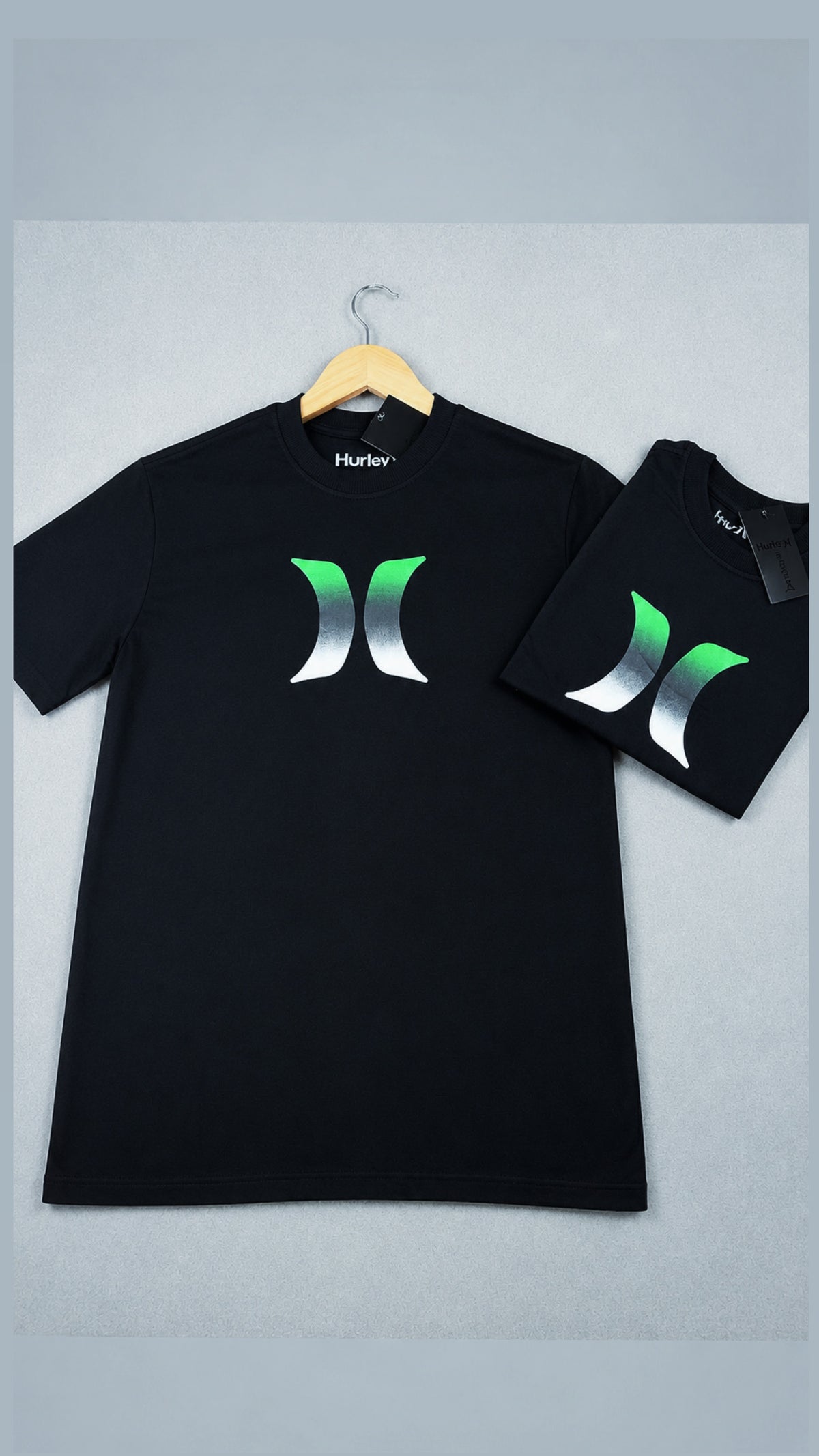 Camiseta Masculina Premium Preta Detalhes Verde