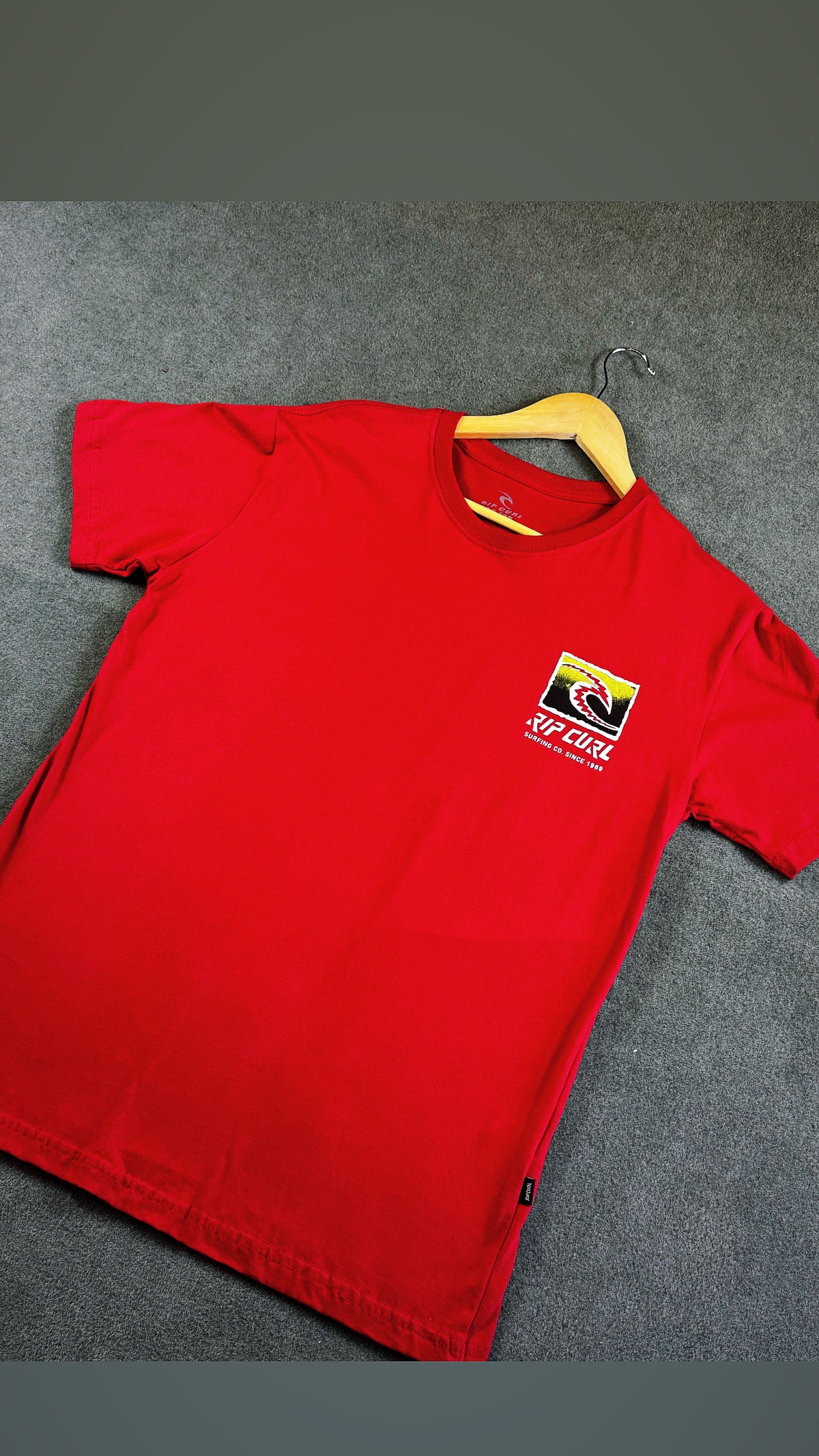 Camisa Hip Curl Vermelha em Algodão