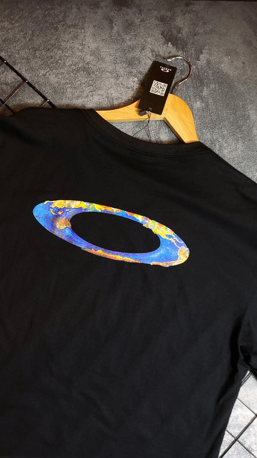 Camiseta Plus size Aoakley-Preta (worldwide)