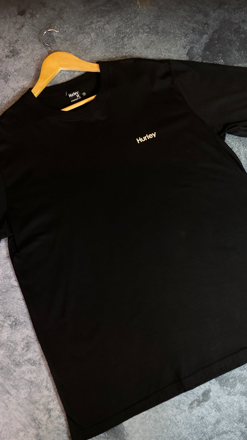 Camiseta Plus size Hurley-Preta