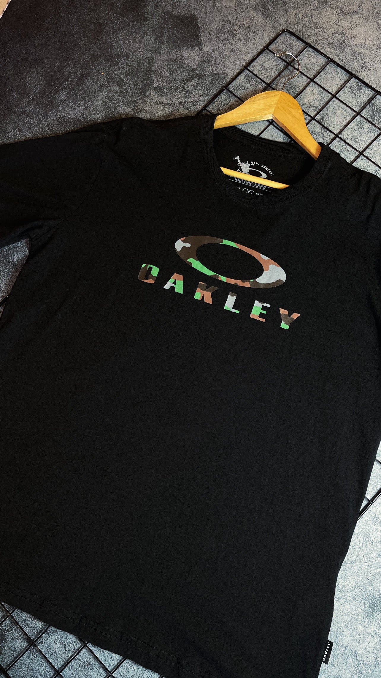 Camisa Oakley edição