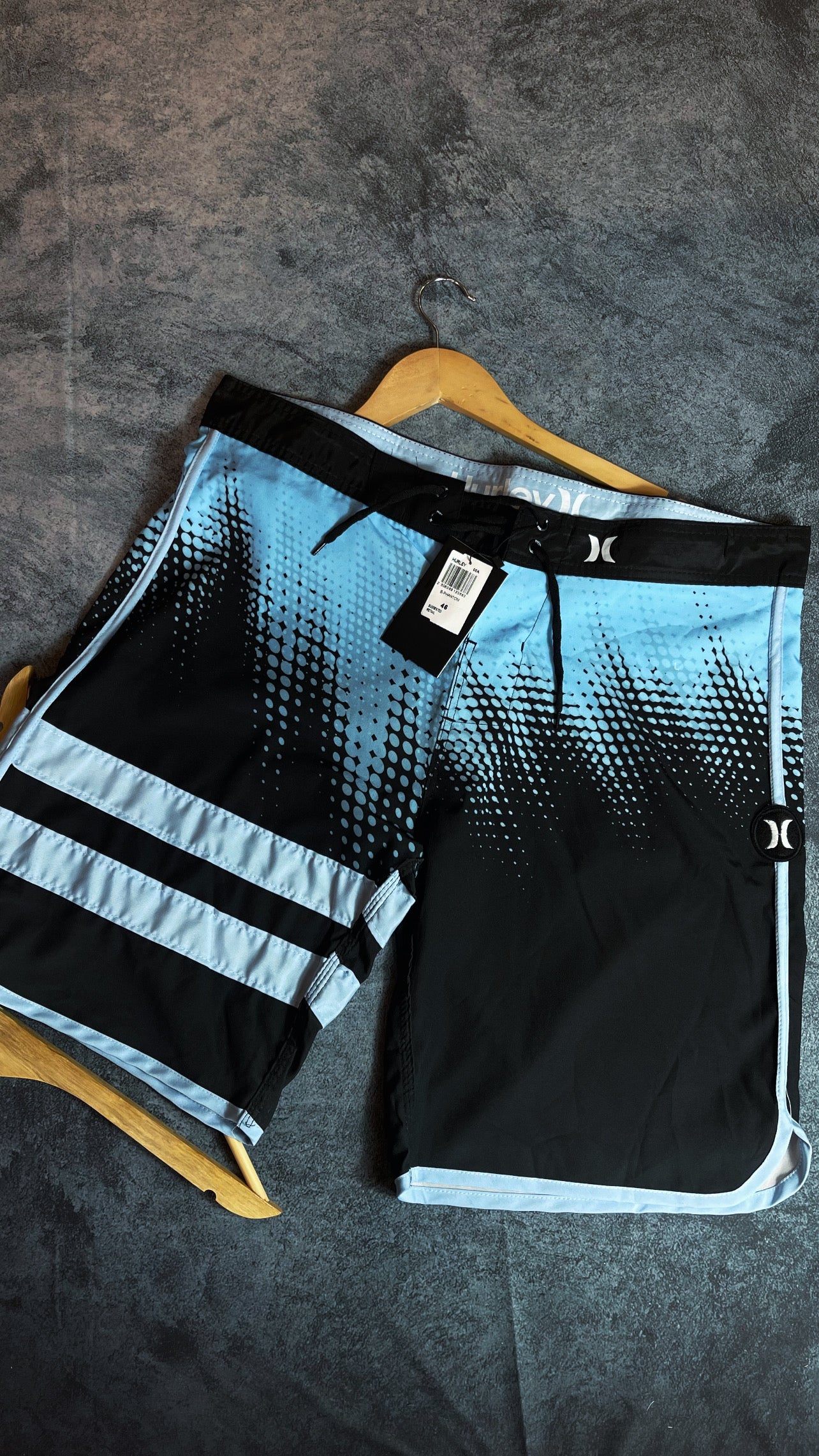 Bermuda Phanton Hurley-Preta (Azul degrade)