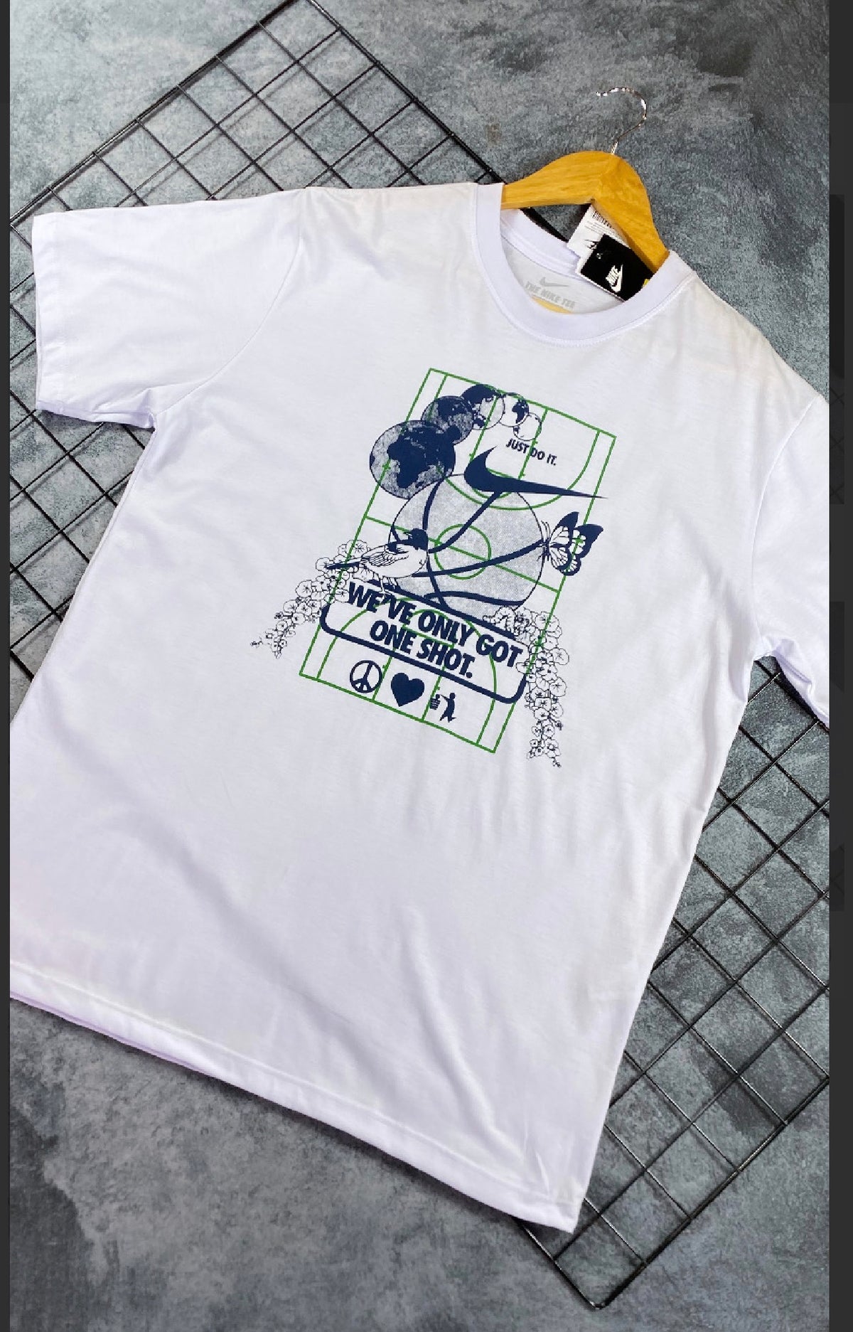Camisa streetwear  Nike Branca