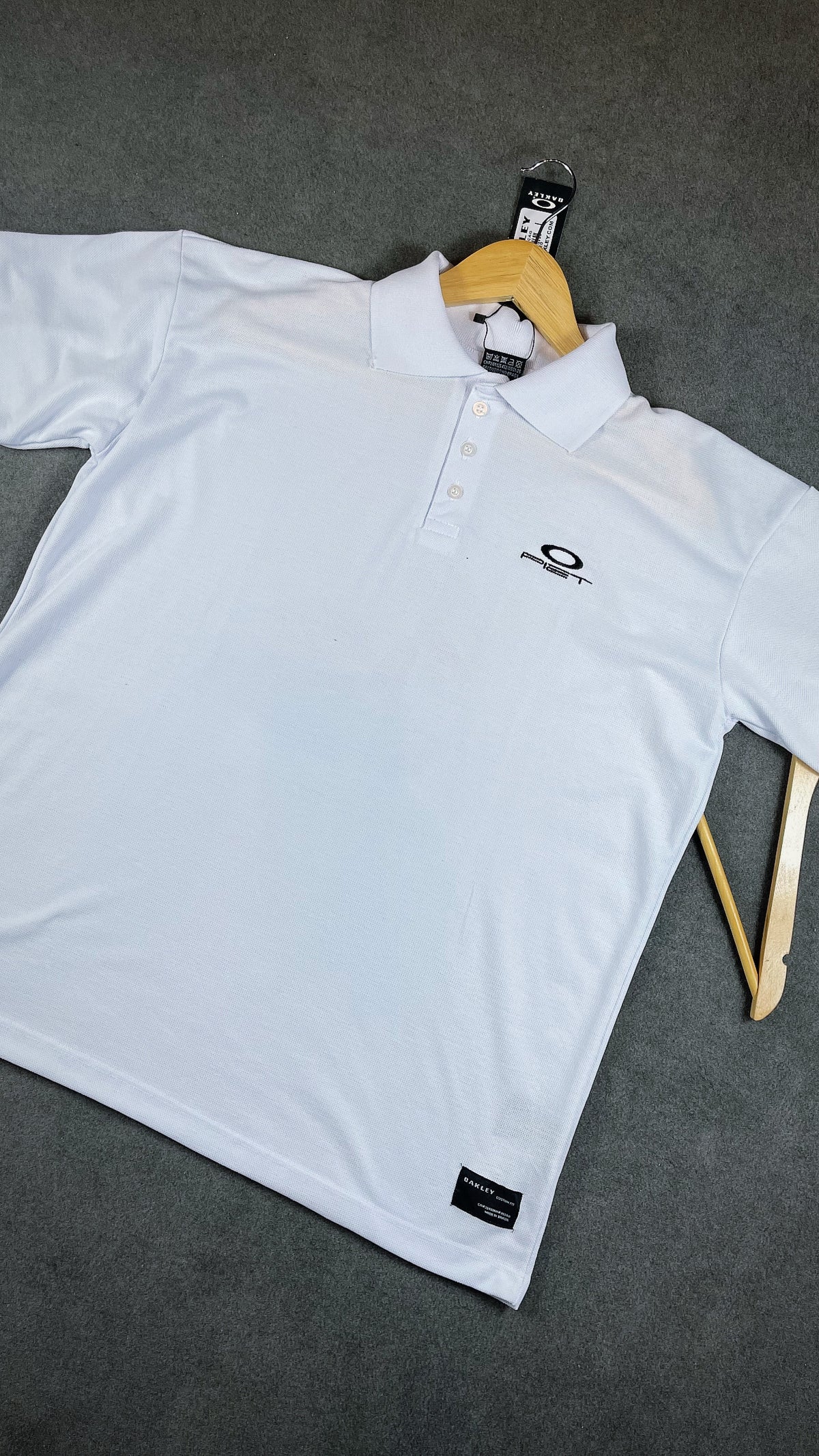 Camisa Polo Oakley Masculina Branca em Pique
