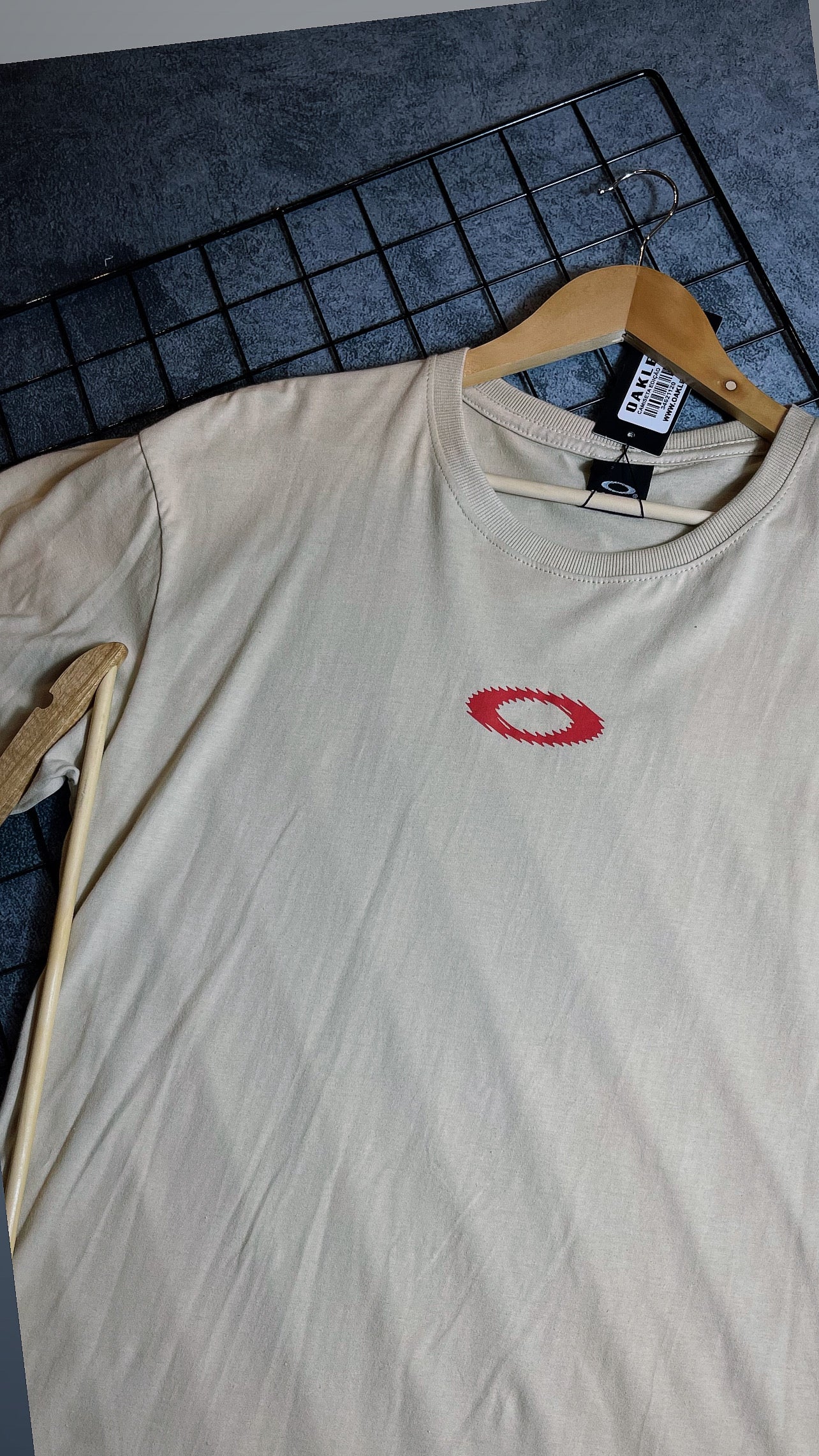 Camisa Oakley edição RED