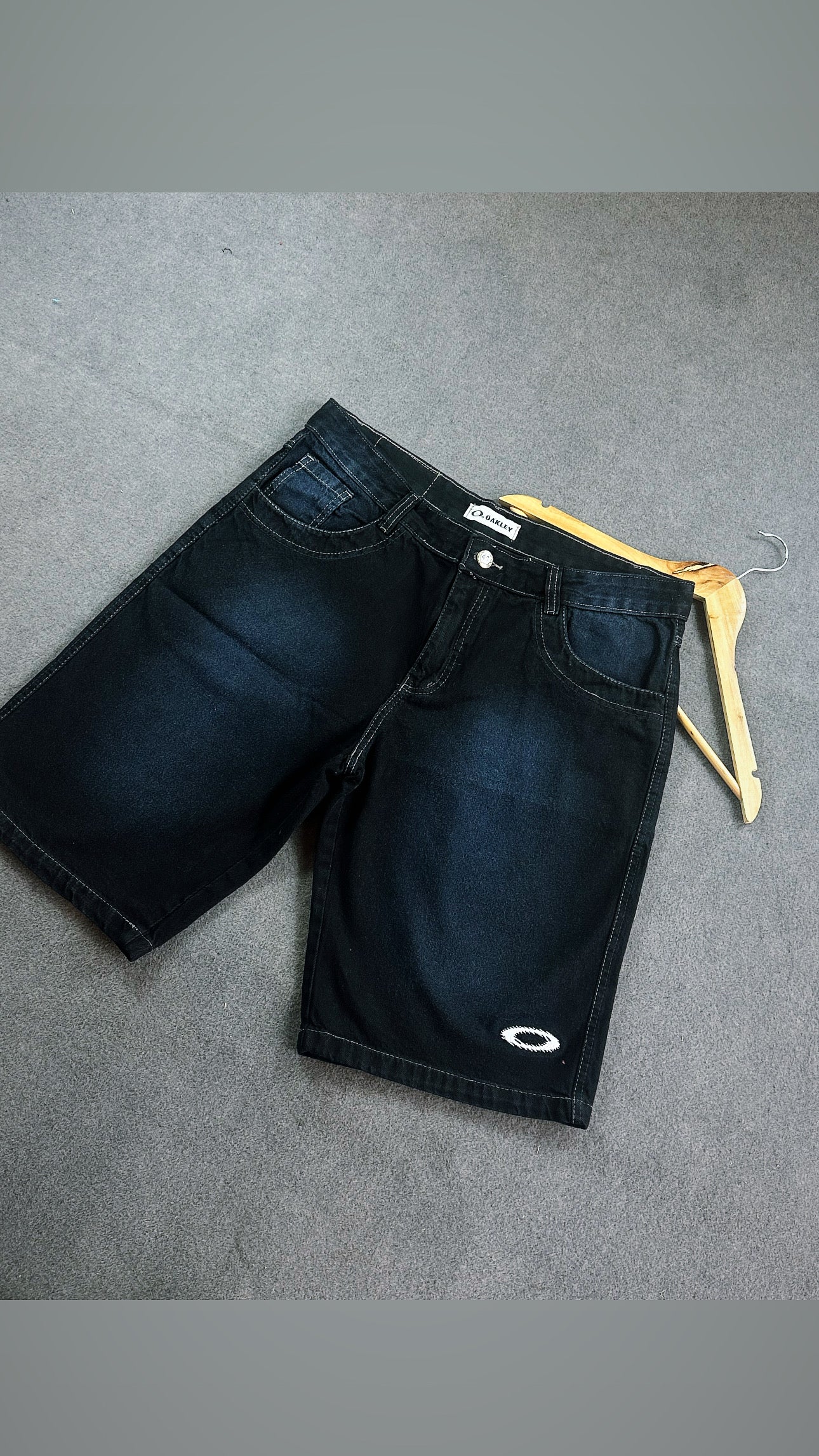 Bermuda Oakley Edição