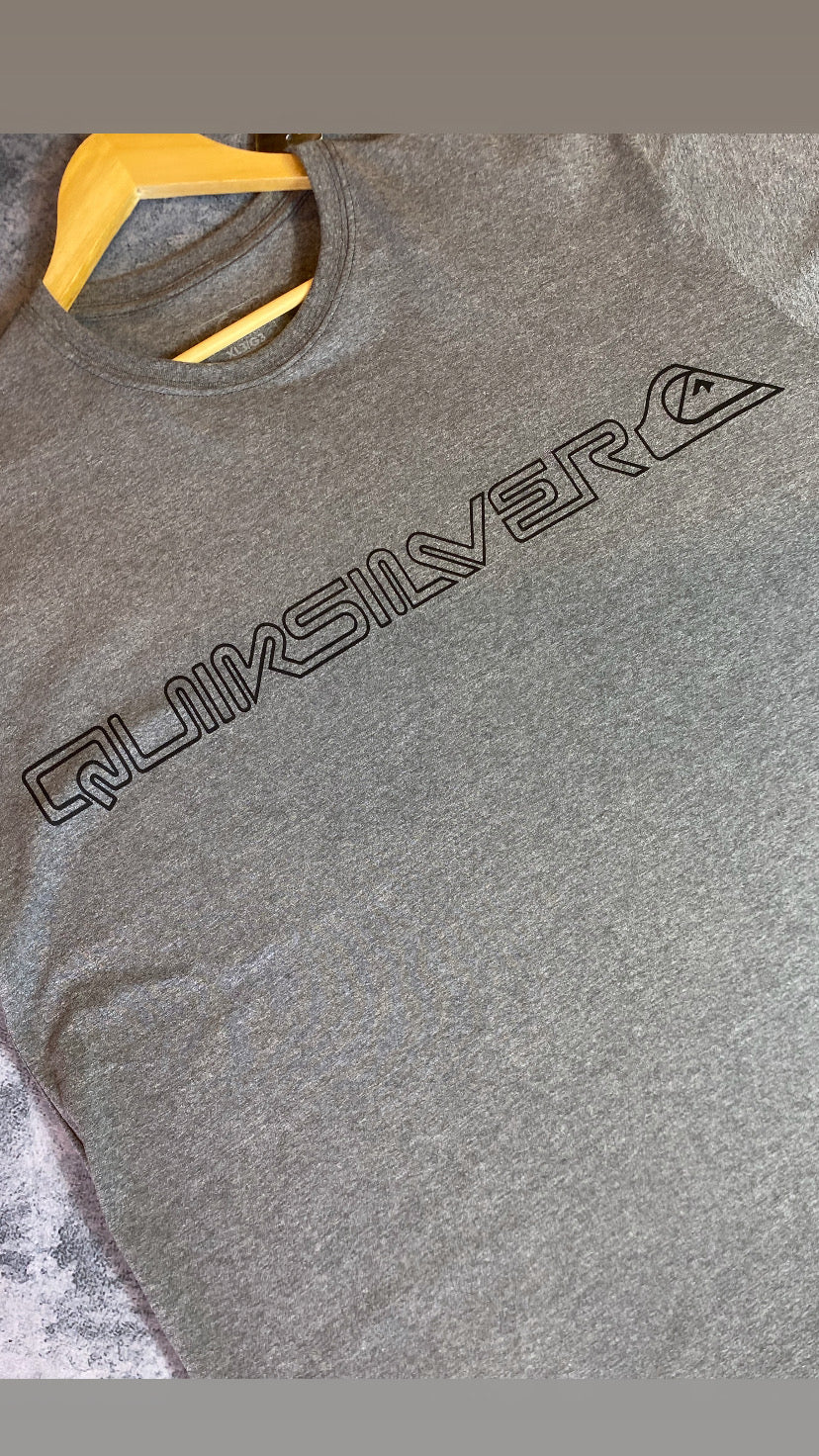 Camiseta Plus size Quiksilver-CInza