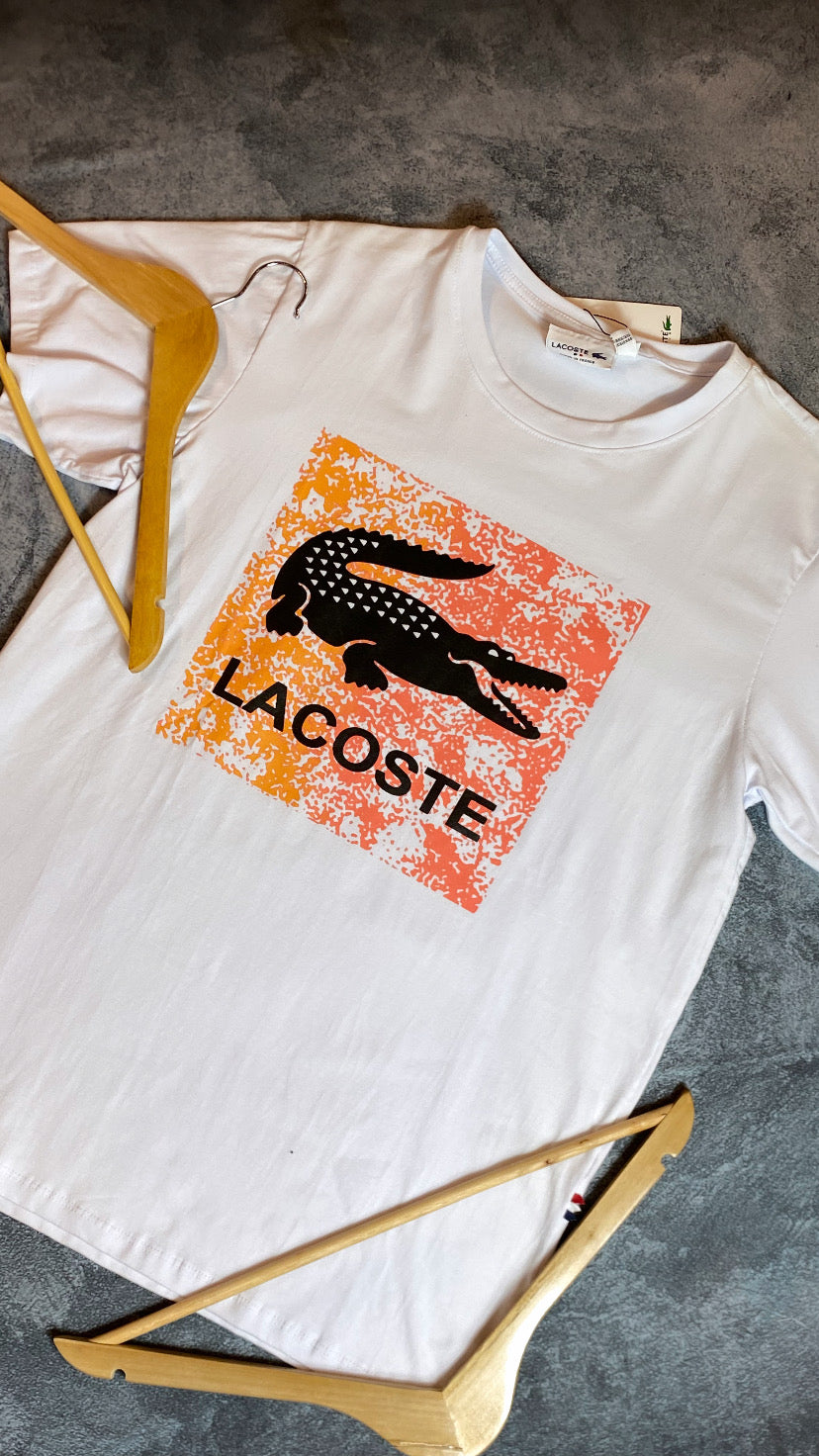 Peruana Lacoste-Branca (estampa laranja)