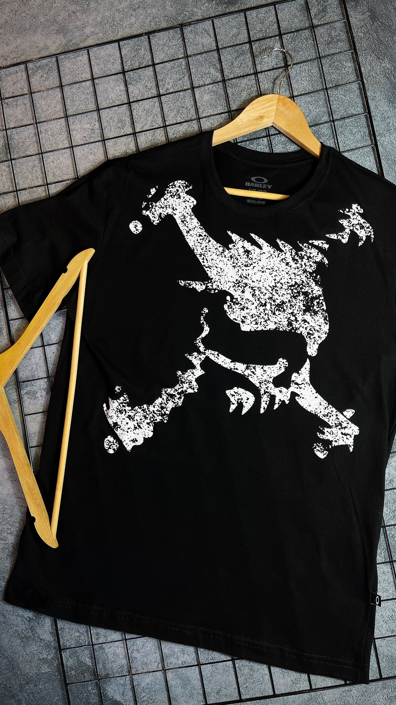 Camisa Oakley edição skull