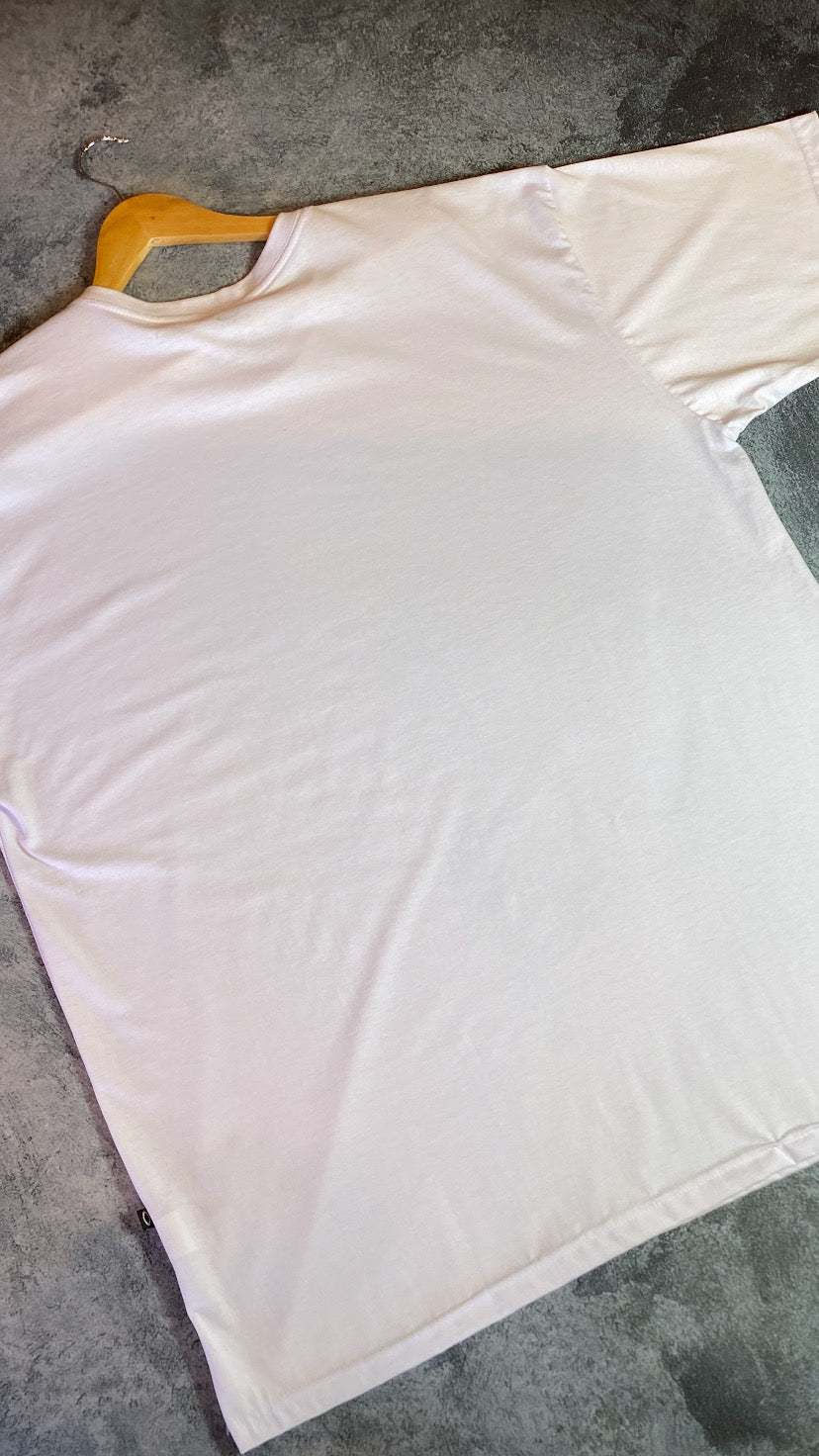 Camiseta Plus size Aoakley-Branca
