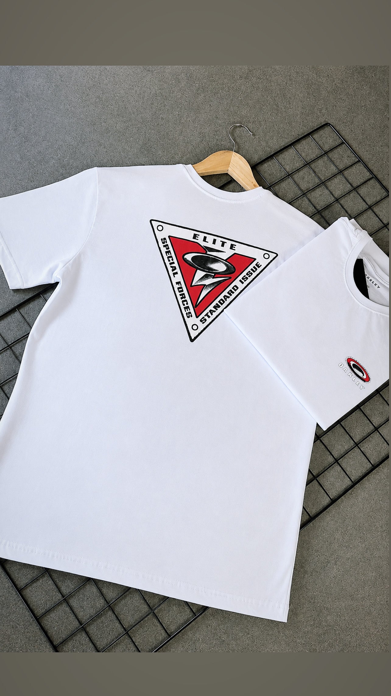 Camisa Edição  Elite Skull Tee Branca