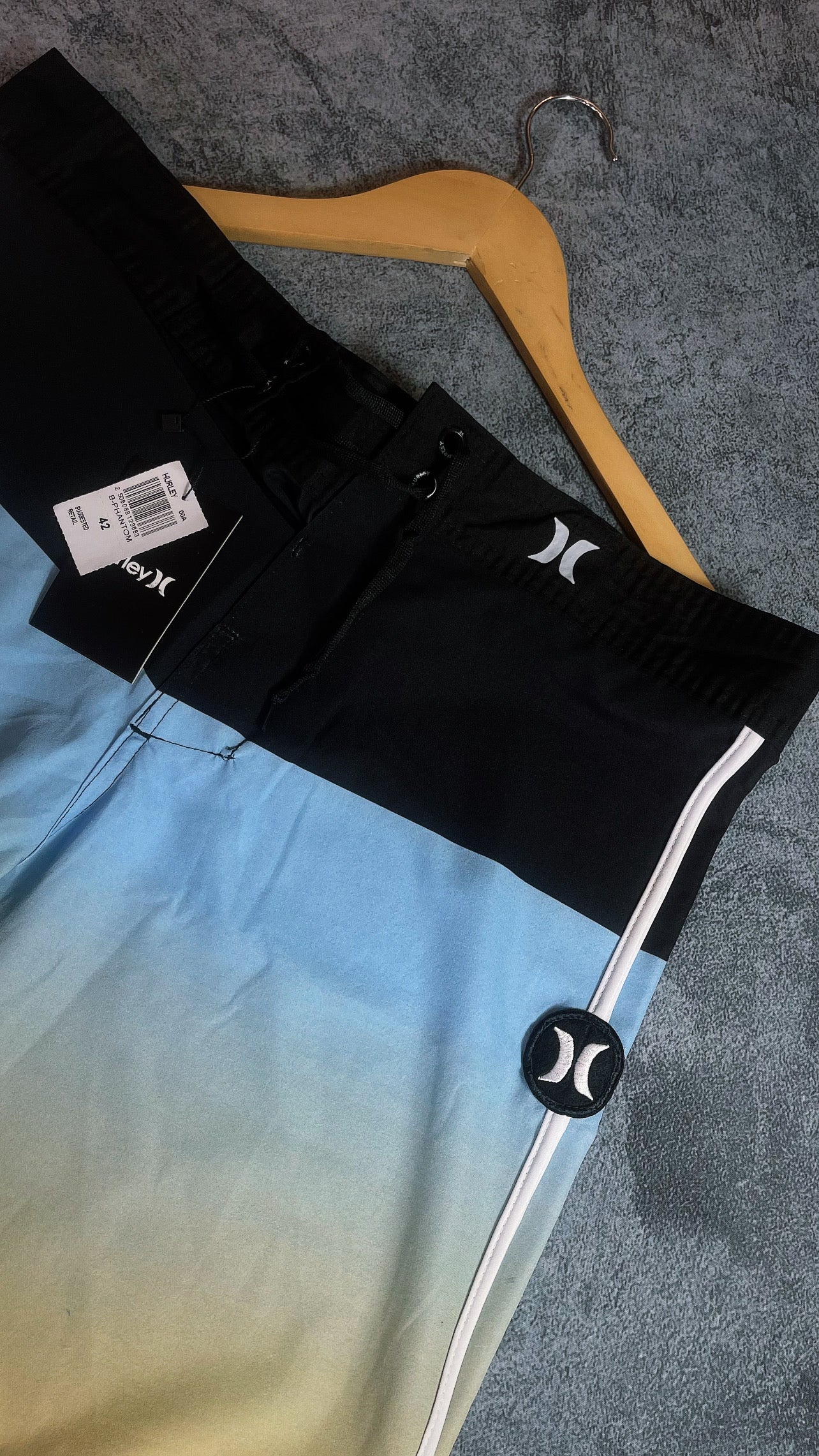 Bermuda Phanton Hurley-Azul (degrade amarelo)