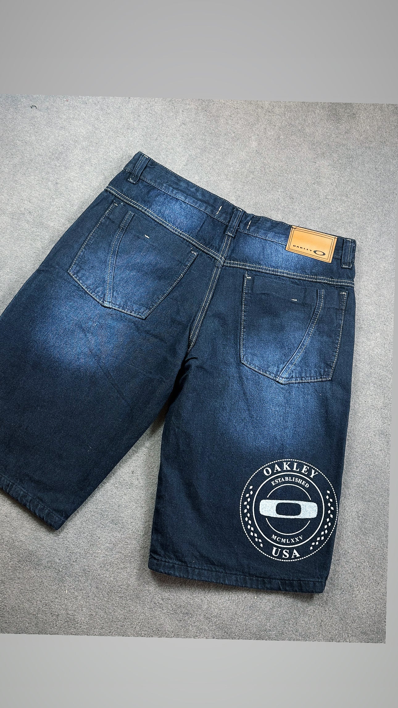 Bermuda Mascolino Oakley Ediçao