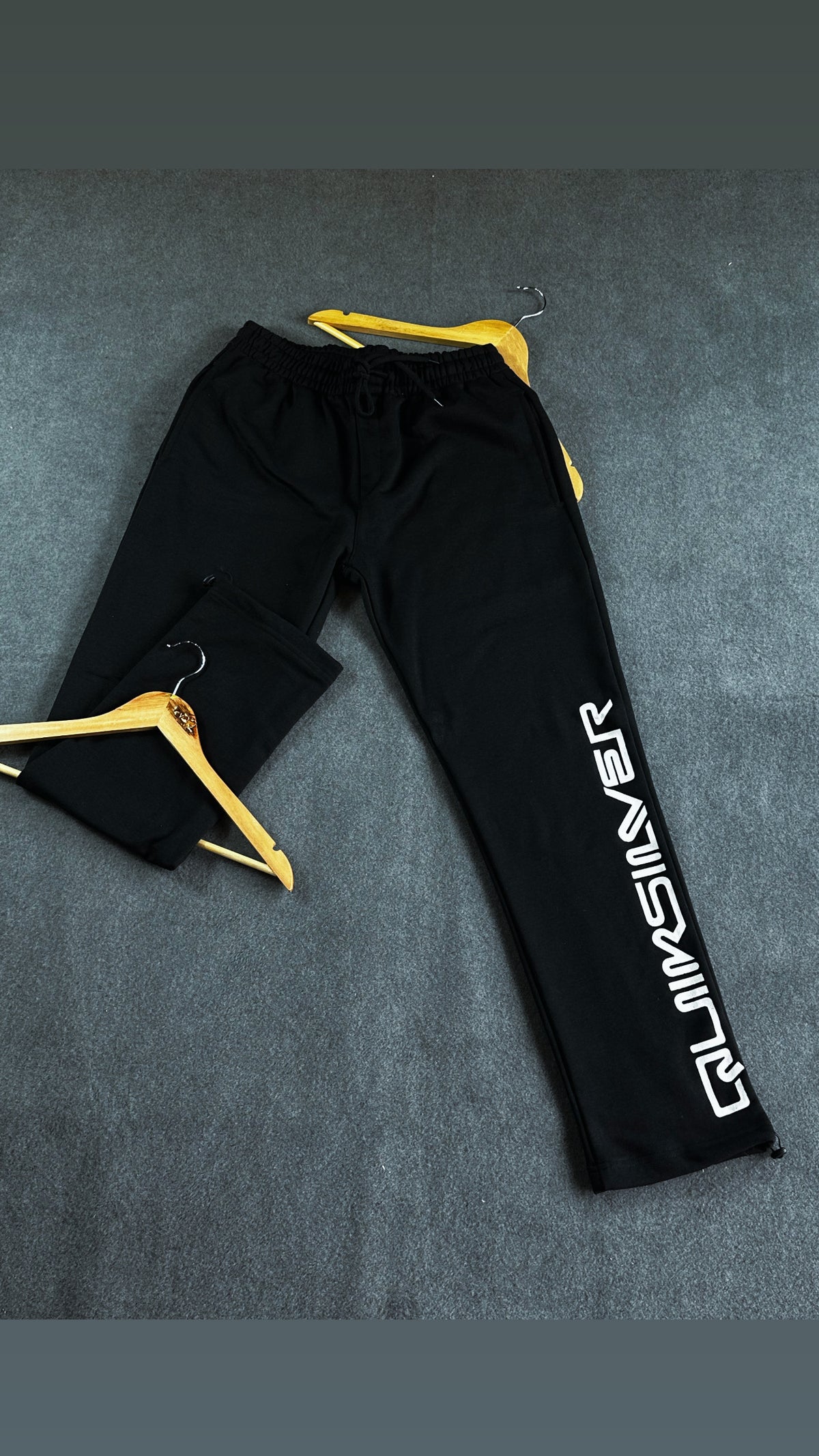 Calça de Moletom 4 Cabos Preta