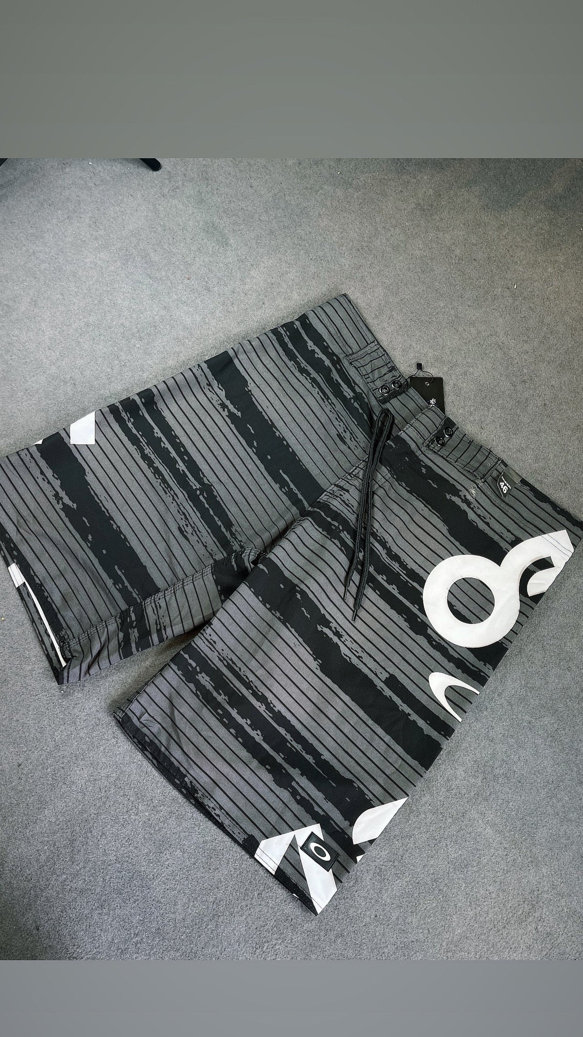 Bermuda Elastano Oakley