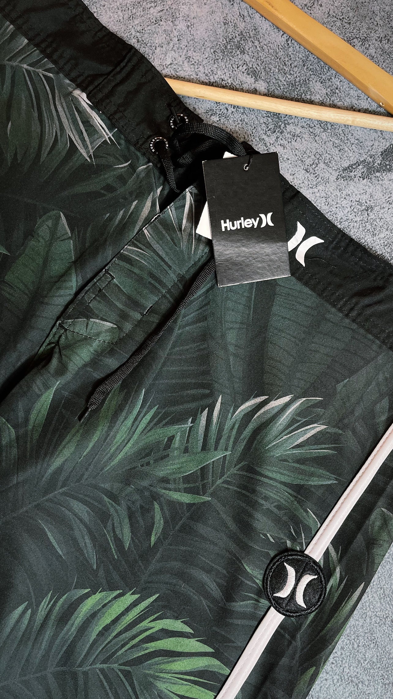 Bermuda Phanton Hurley-Verde (florido)