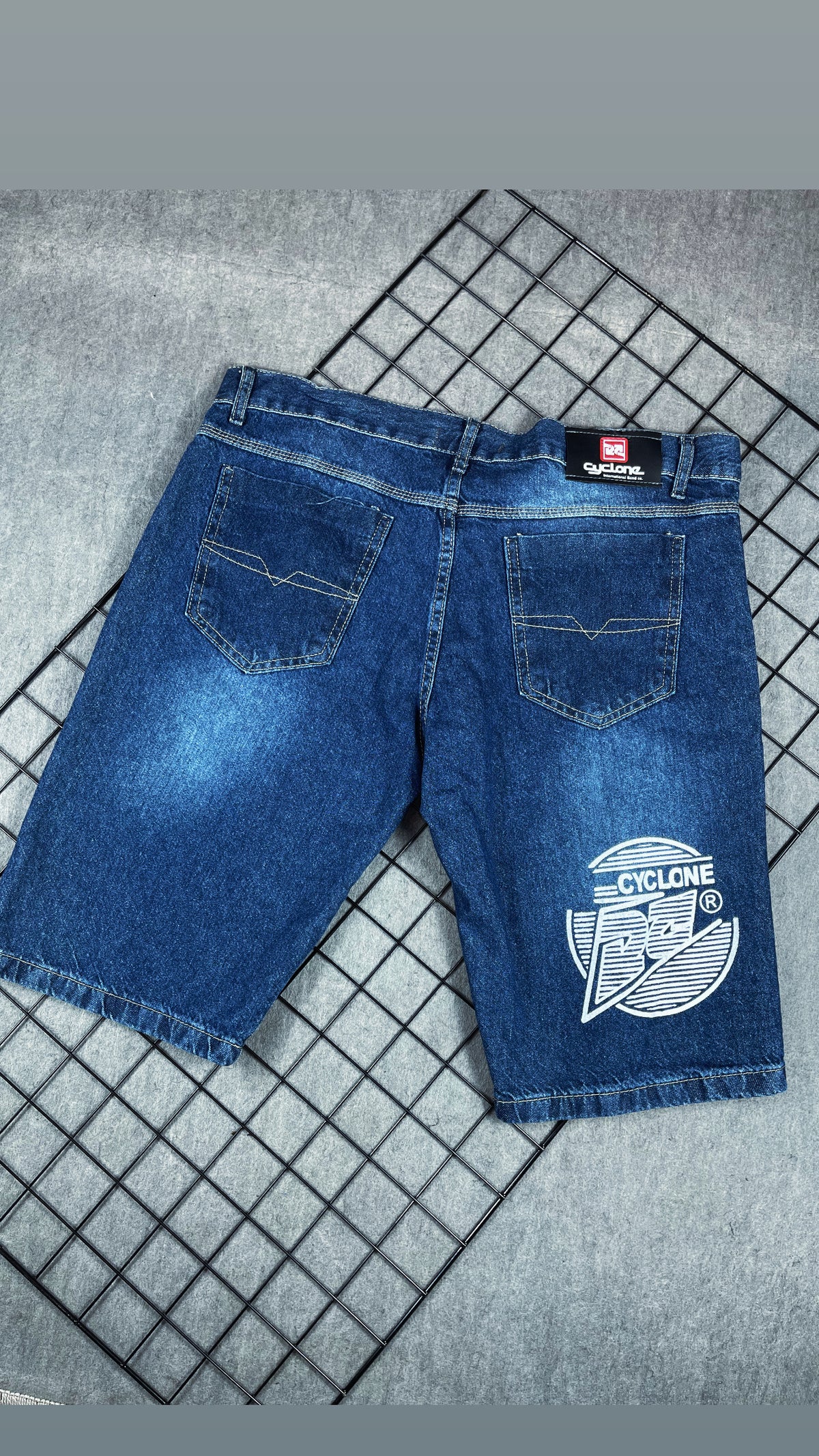 Bermuda Jeans Estampada