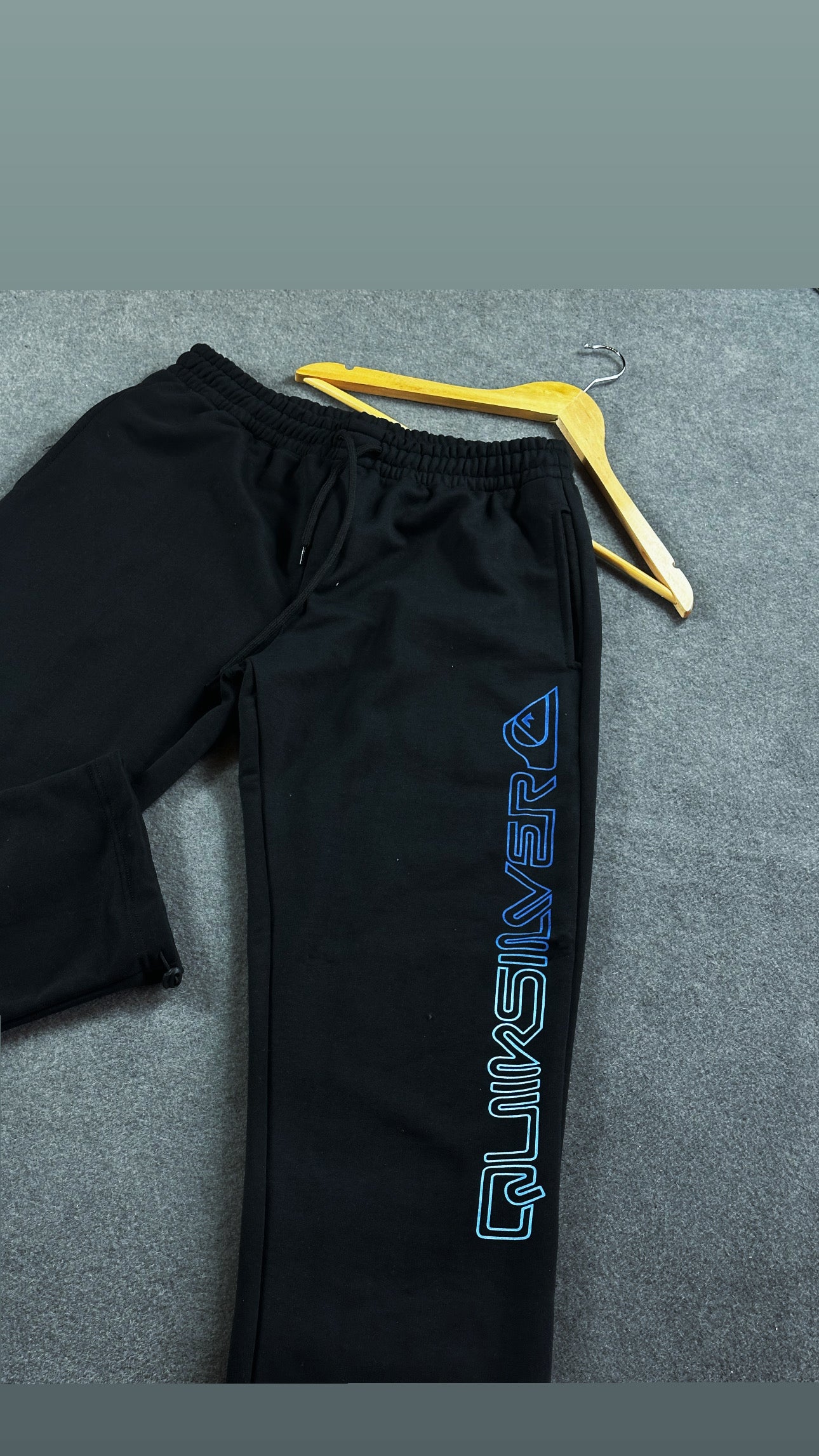 calça de moletom  duas cores