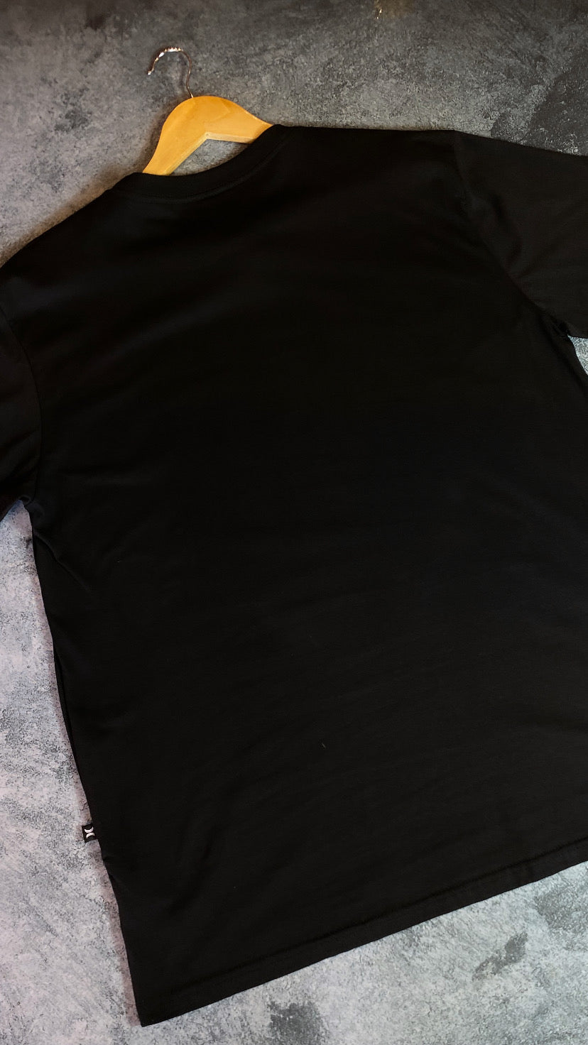 Camiseta Plus size Hurley-Preta