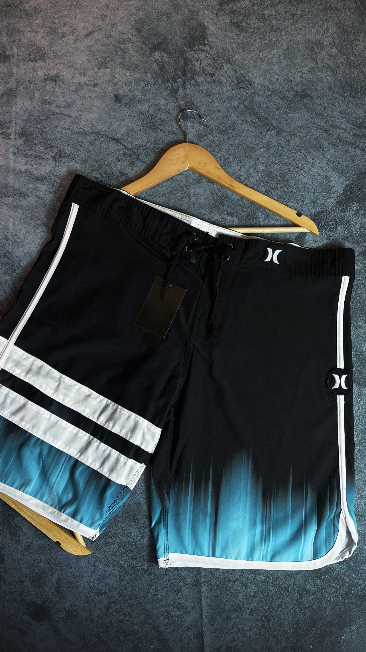 Bermuda Phanton Hurley-Preta ( Degrade Azul)