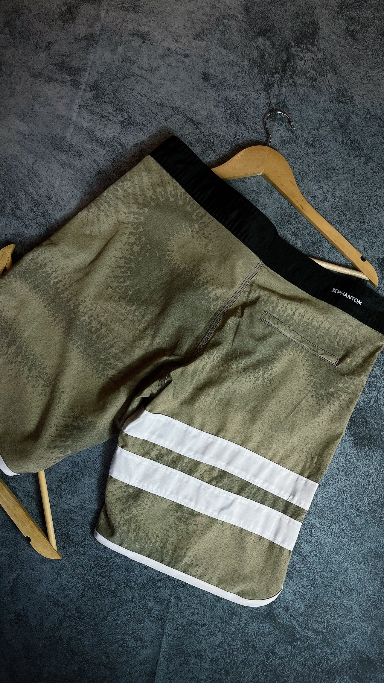 Bermuda Phanton Hurley-Verde Musgo