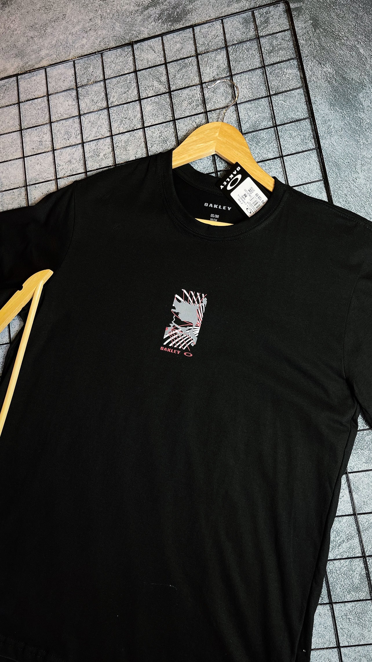 Camisa Oakley edição skull básica