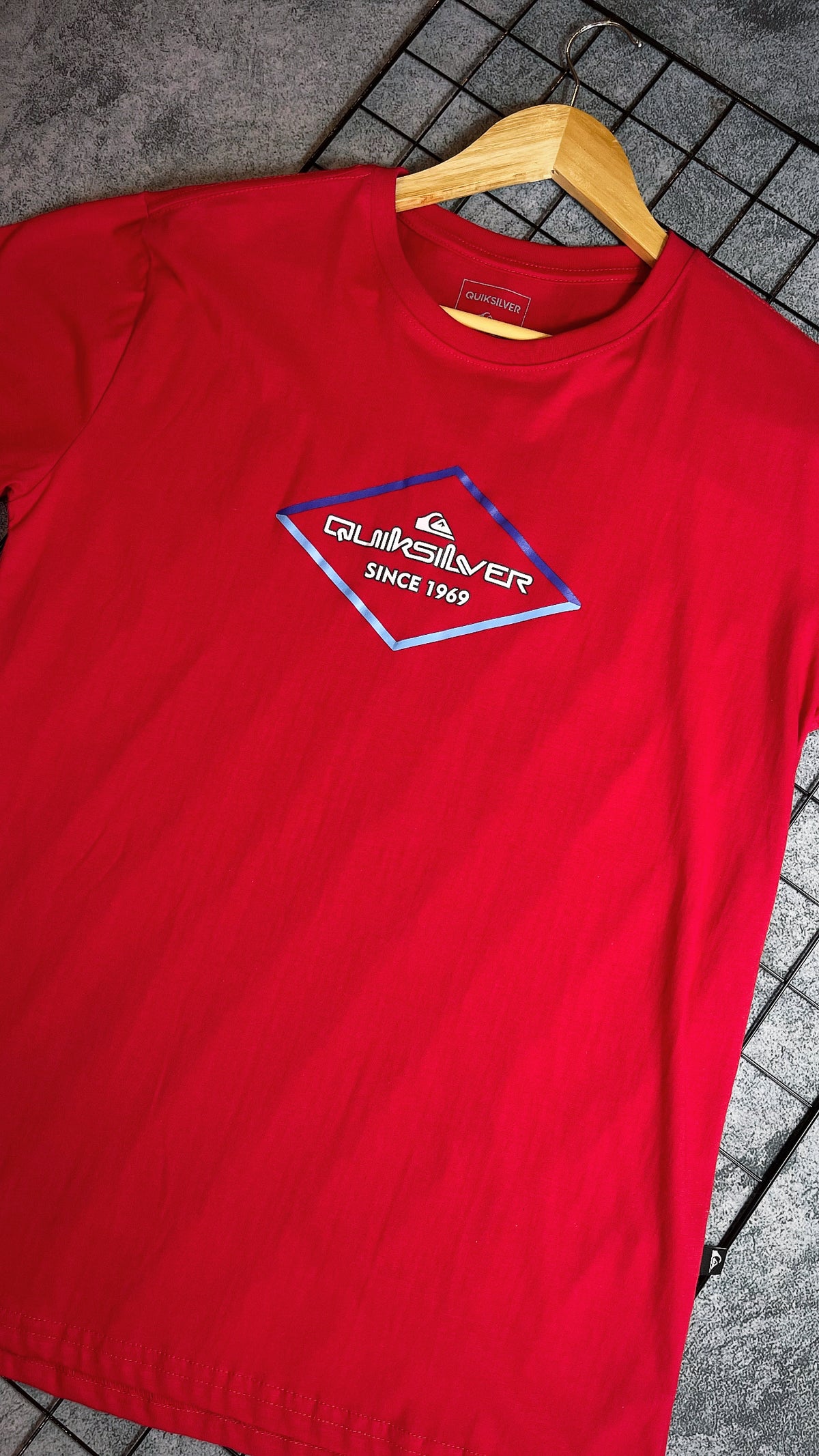 Camiseta Quiksilver Vermelha emAlgodão