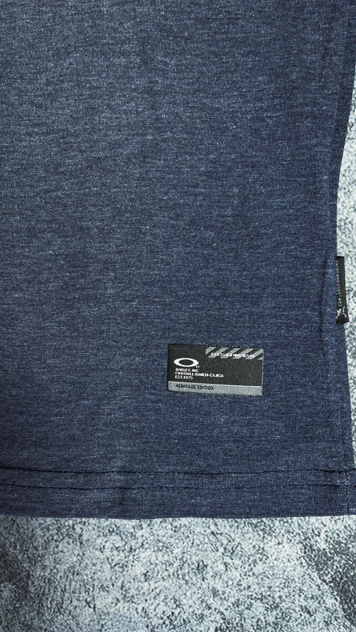 Camisa Oakley  Masculina em Algodão Cinza