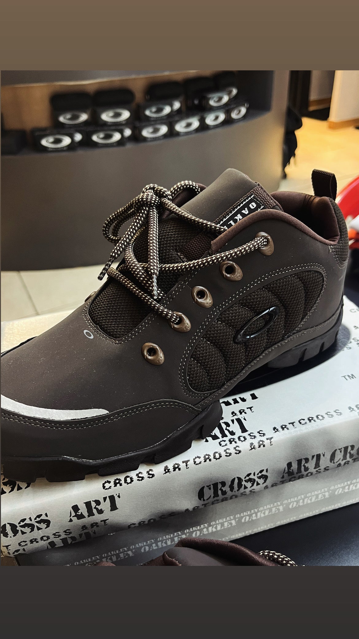 Bota Edição Halftrack III (Vinho)