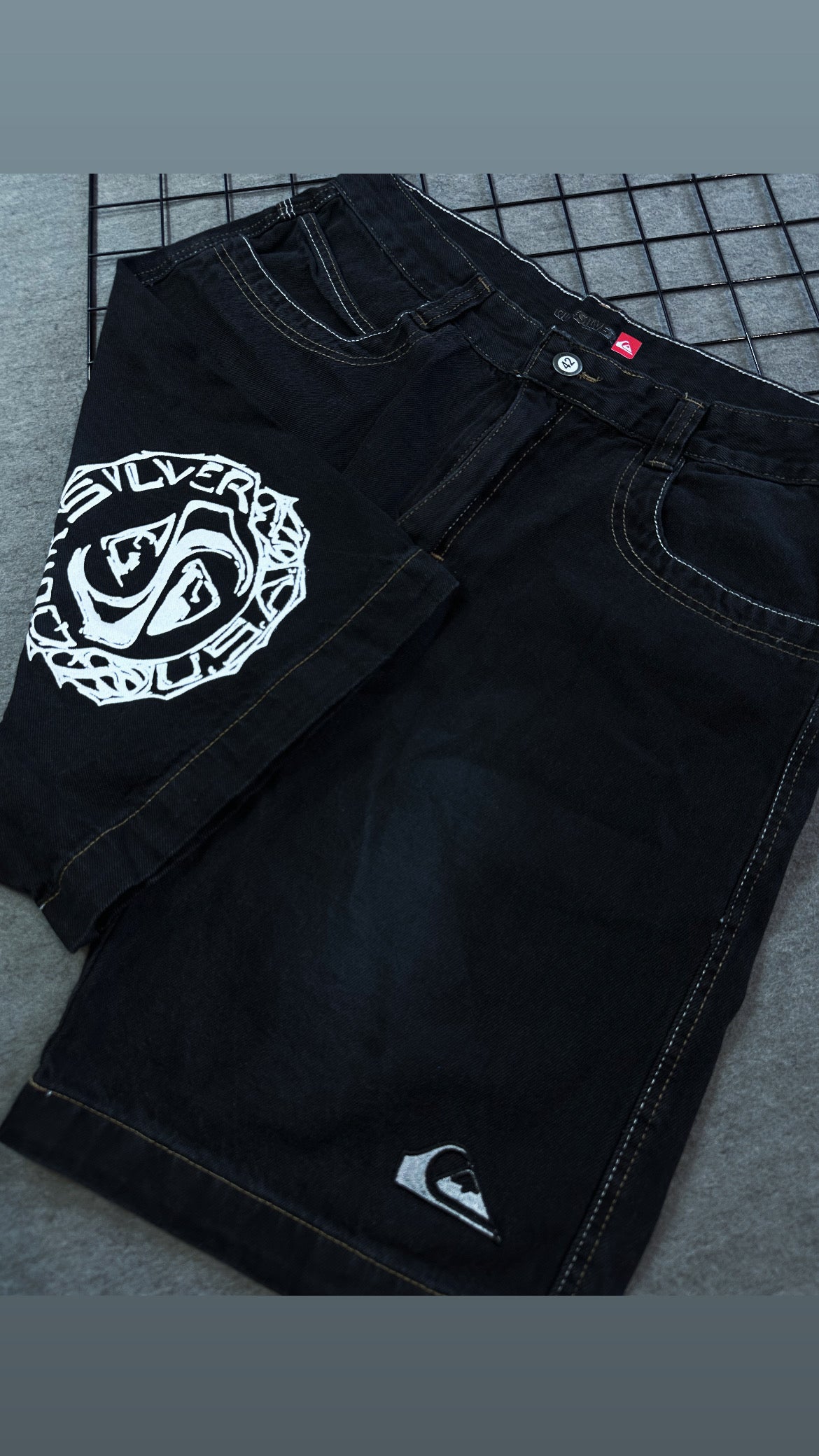 Bermuda Jeans Estampada