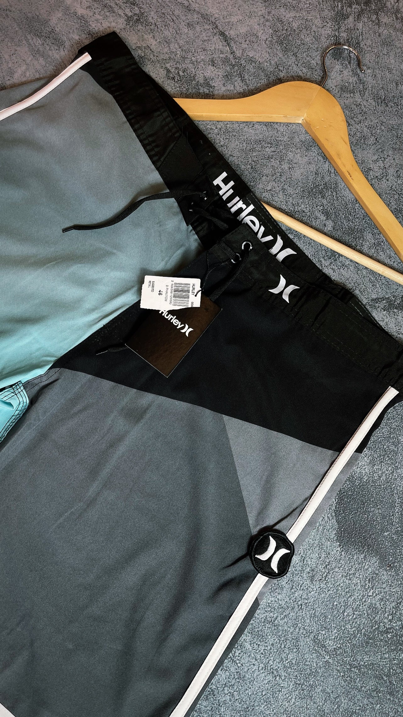 Bermuda Phanton Hurley-Preta com Azul