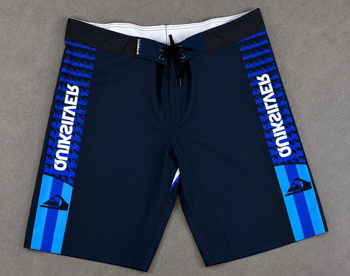 Bermuda Elastano Quiksilver Plus Size