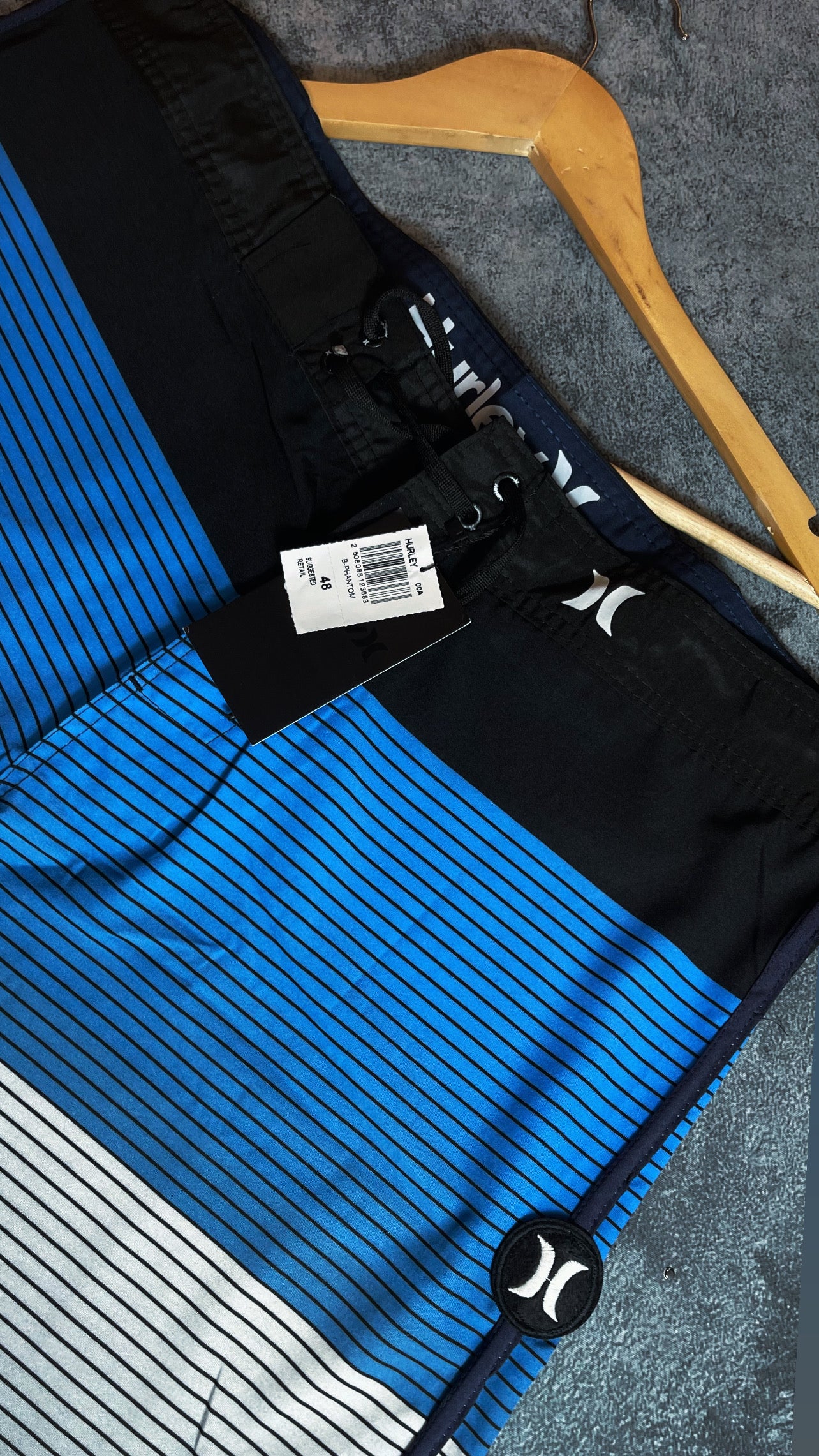 Bermuda Phanton Hurley-Azul com Branco